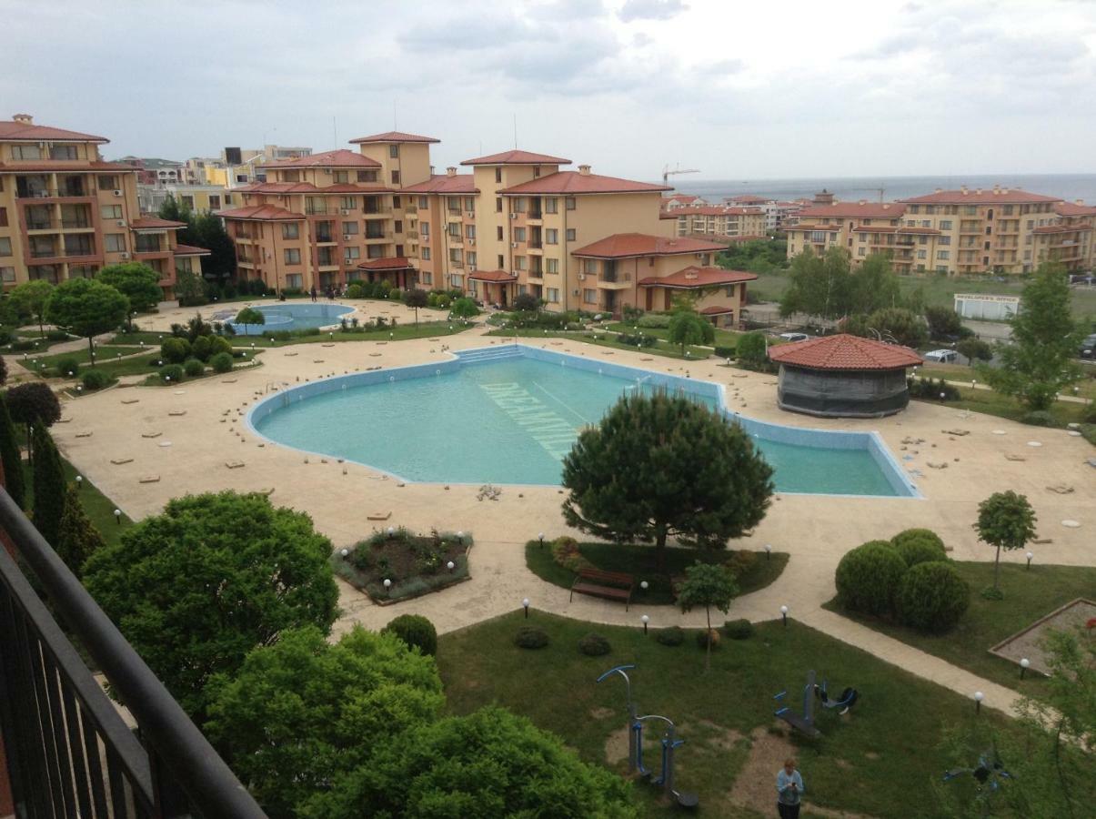 Magic Dreams Appartment C12 Sveti Vlas Bagian luar foto